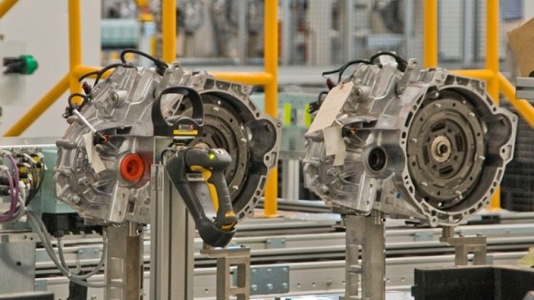 Ford tells U.S. dealers to repair Focus, Fiesta transmissions for free